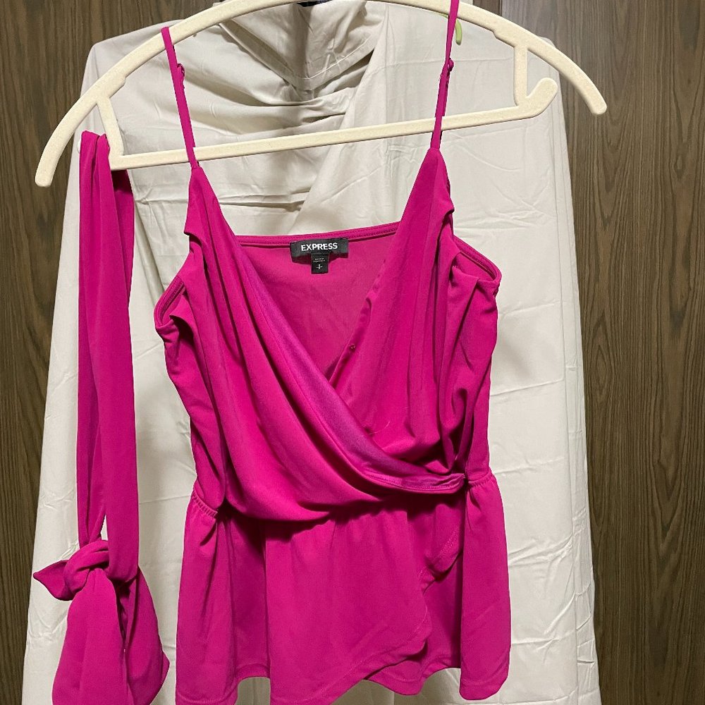 Express pink camisole top in S